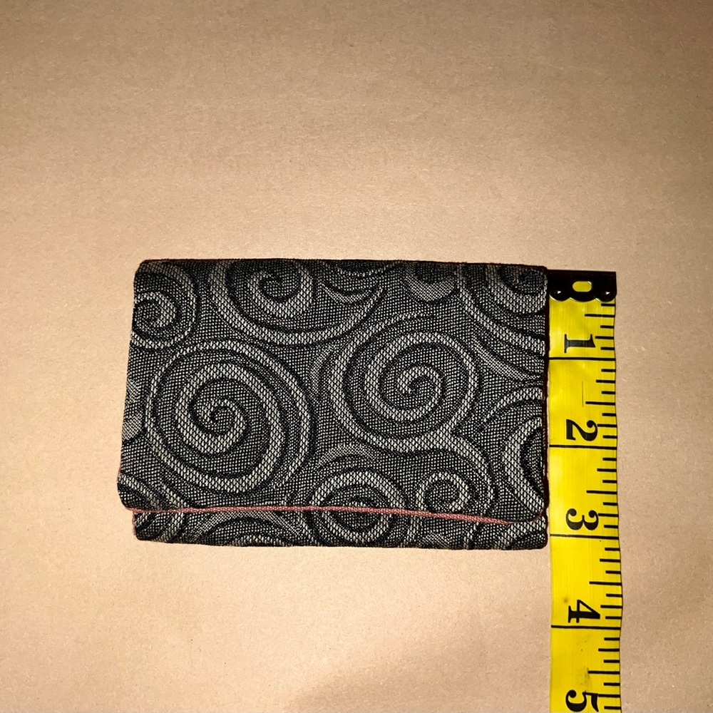 Retro Cardholder - Picture 10 of 10